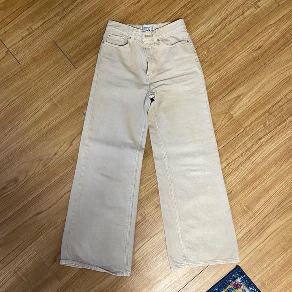 BDG High & Wide Jeans